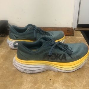 Hoka Bondi 8 Sneakers